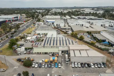 egh-pic-aerial-view-commercial-area-large-building-3x2-2560x1705-2.webp