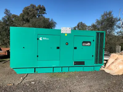 egh-pic-green-generator-doors-vent-side-gravel-4x3-2560x1920.webp