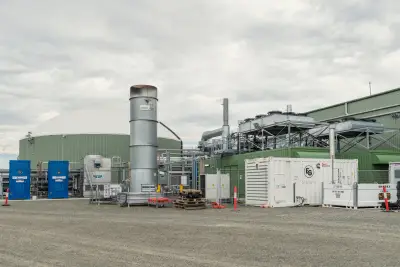 egh-pic-large-industrial-facility-green-cylindrical-structure-3x2-2560x1707.webp