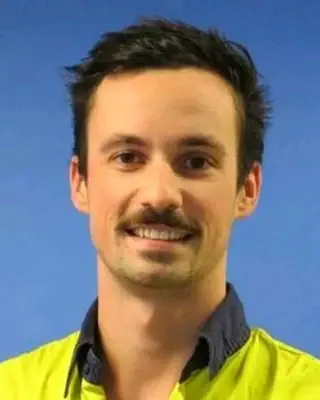 egh-pic-ollie-munro-google-review-4x5-320x400.webp