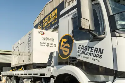 egh-pic-white-truck-black-yellow-logo-eastern-3x2-2560x1707.webp